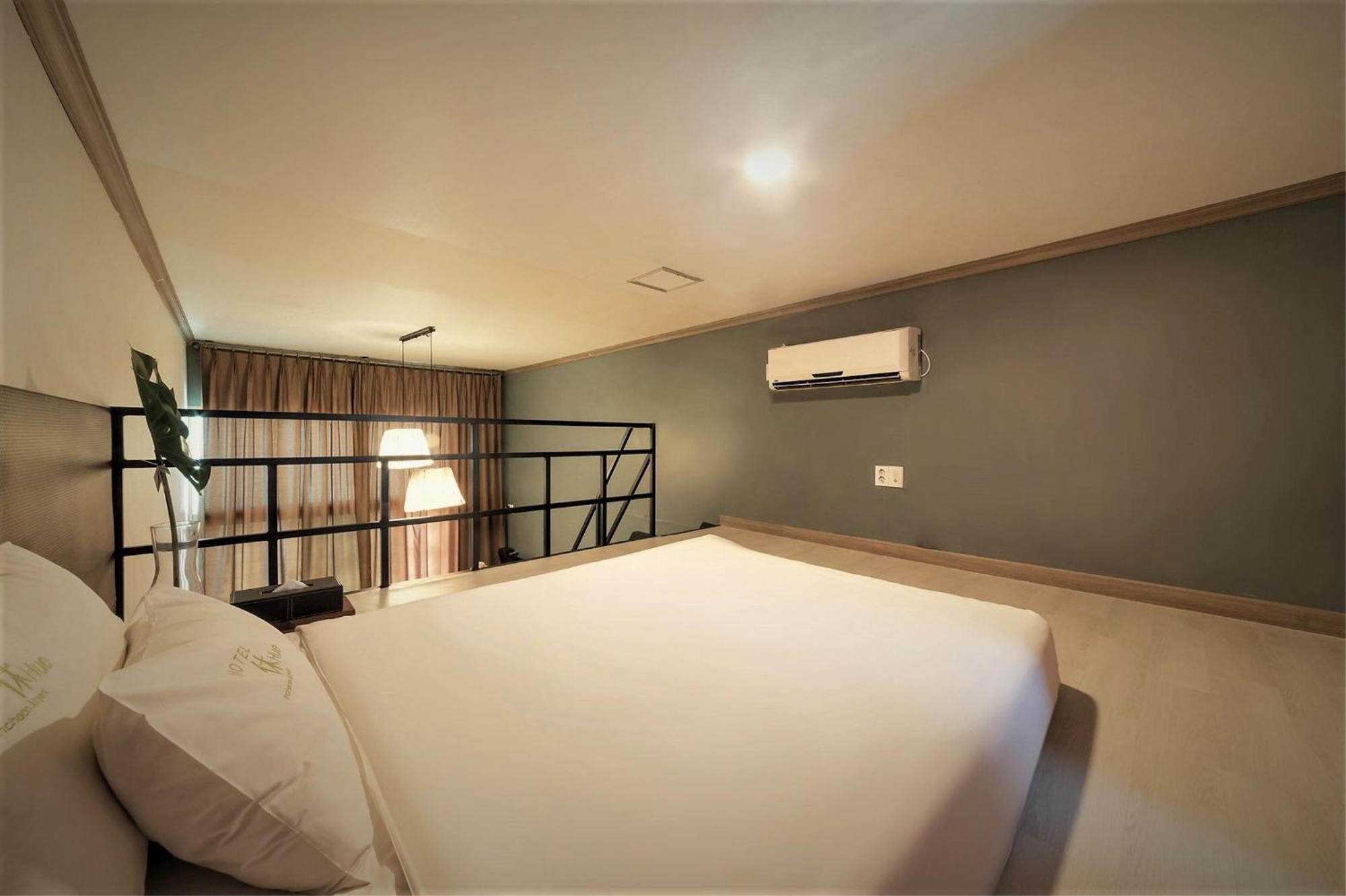 Hotel Hue Loft Inchon Exteriör bild