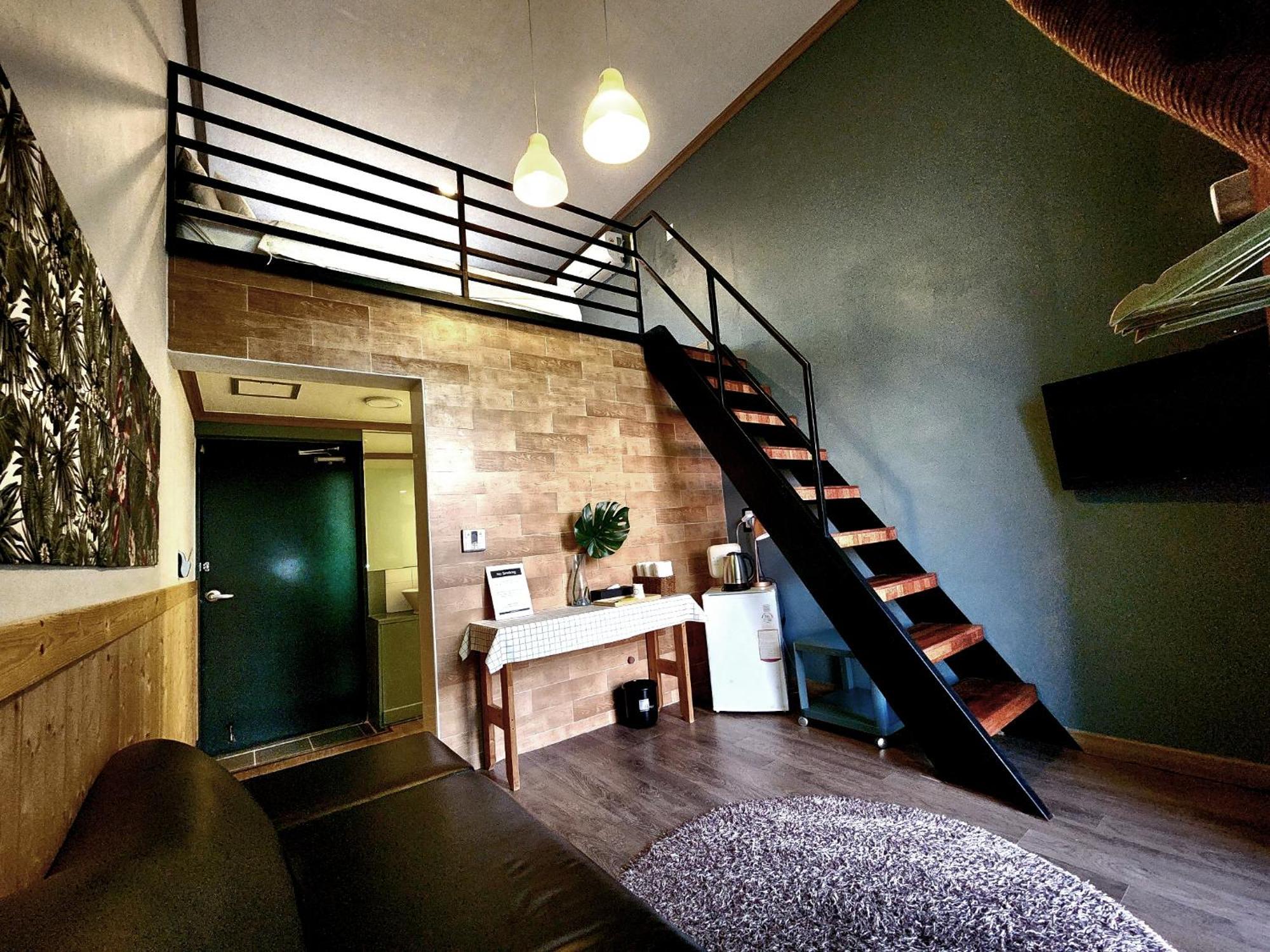 Hotel Hue Loft Inchon Exteriör bild