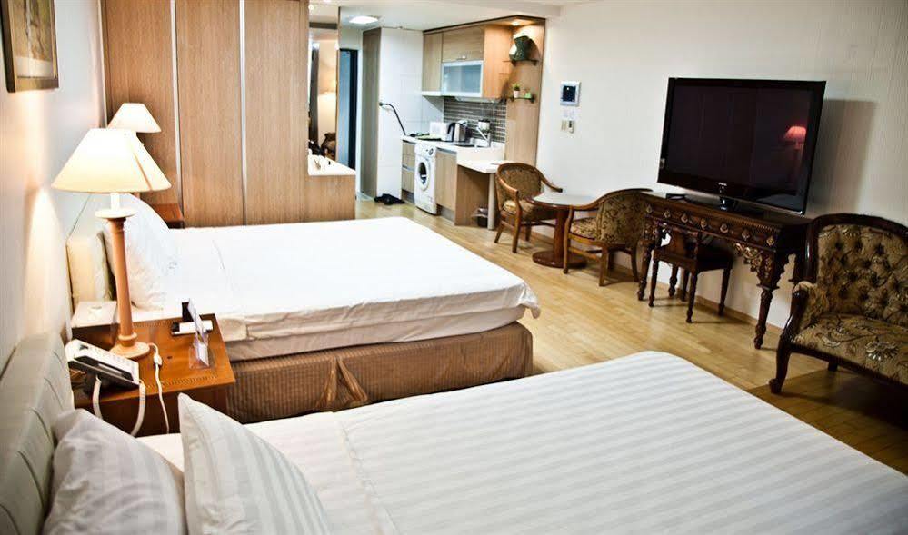 Hotel Hue Loft Inchon Exteriör bild