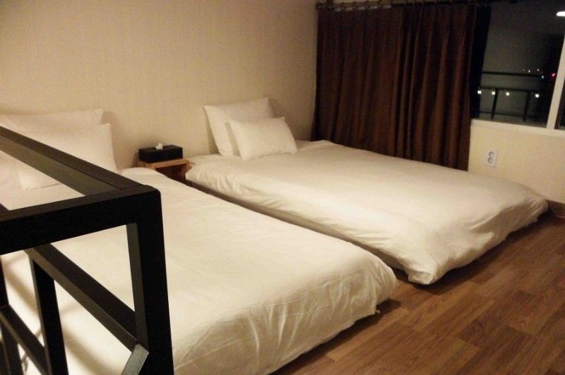 Hotel Hue Loft Inchon Exteriör bild